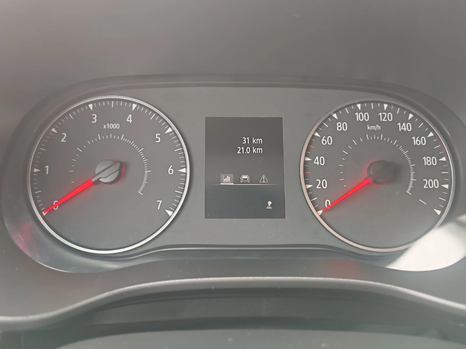 Dacia Jogger 1900Евро за получаване, 1.0ТCe EcoG ГАЗ 6+ 1м, снимка 10 - Автомобили и джипове - 54674585
