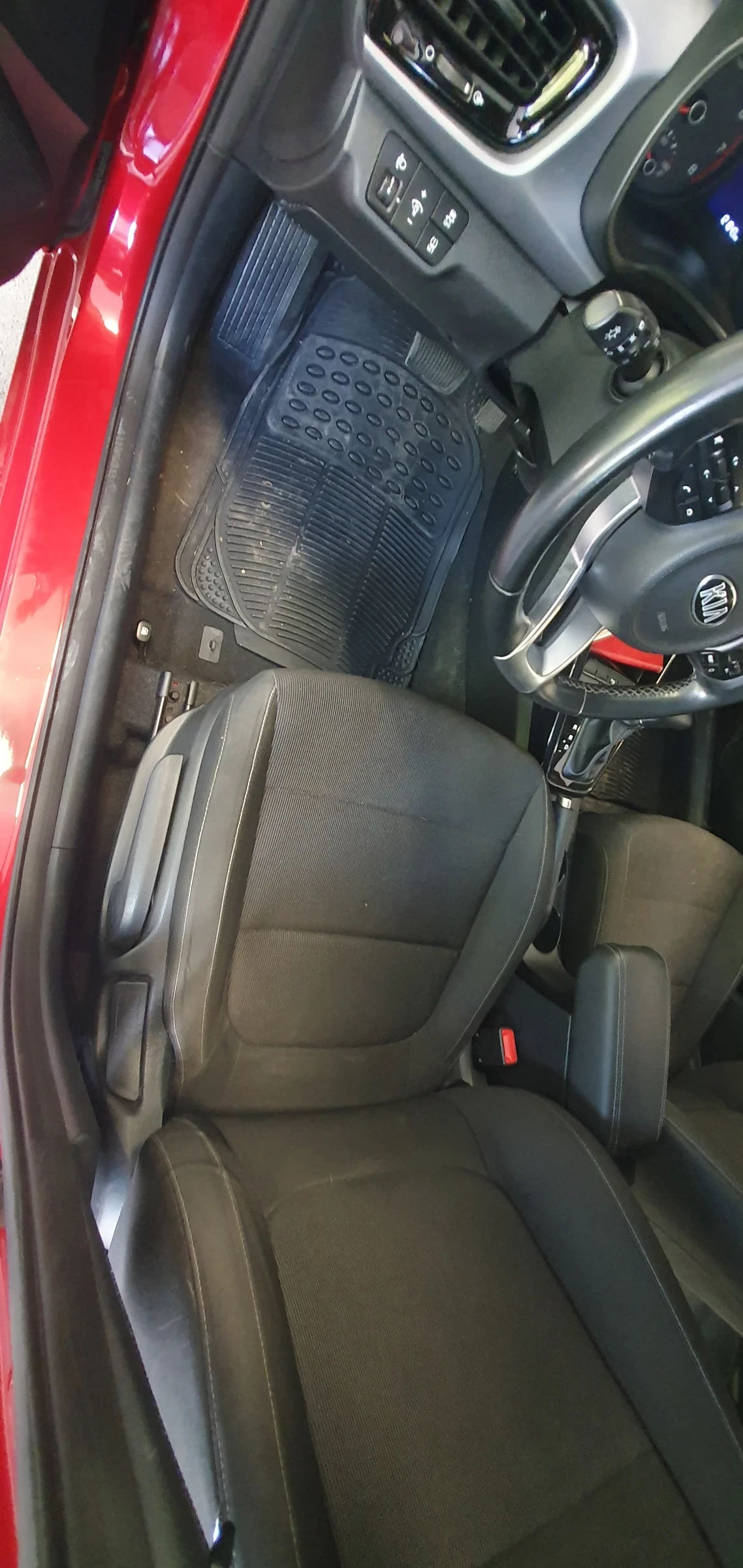 Kia Rio, снимка 9 - Автомобили и джипове - 55830485