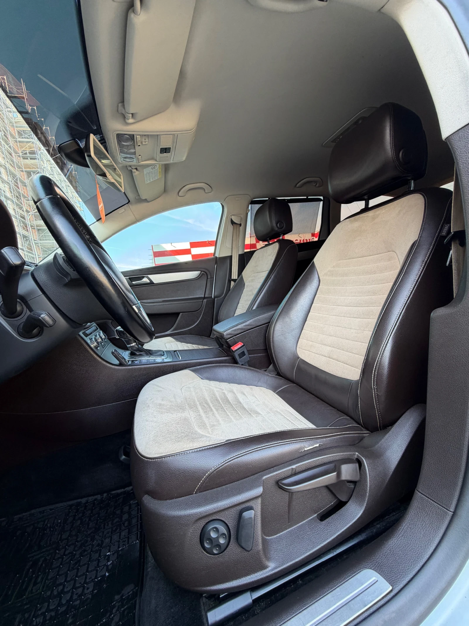 VW Passat 2.0TDI LED, снимка 6 - Автомобили и джипове - 56334528