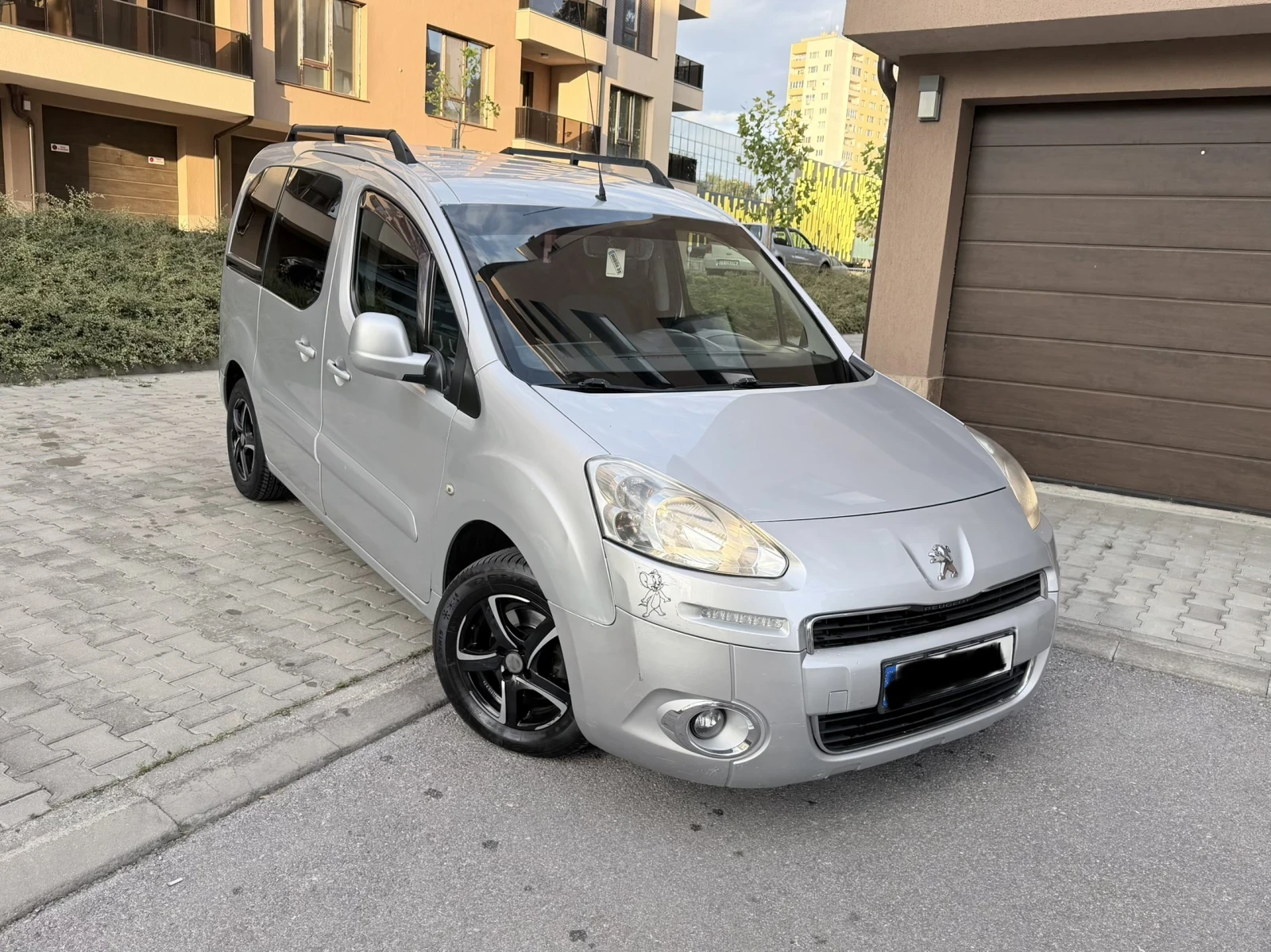 Peugeot Partner, снимка 2 - Автомобили и джипове - 56448851