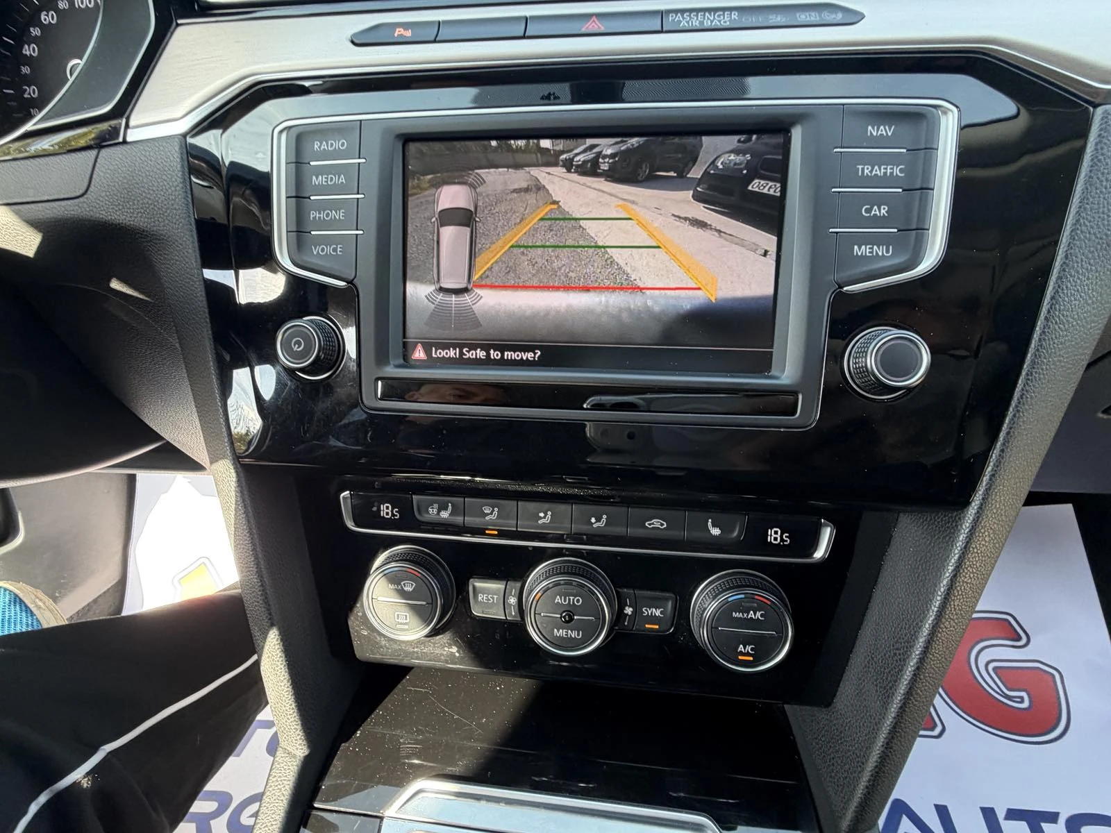 VW Passat R-line variant, снимка 9 - Автомобили и джипове - 56633951