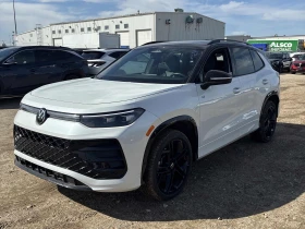 VW Tiguan COMFORTLINE R-LINE BLACK EDITION / АВТОКРЕДИТ, снимка 1