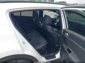 Kia Sportage 2.4L I-4 DI, DOHC, VVT, 181HP All Wheel Drive - 23700 лв. - 99047924 15