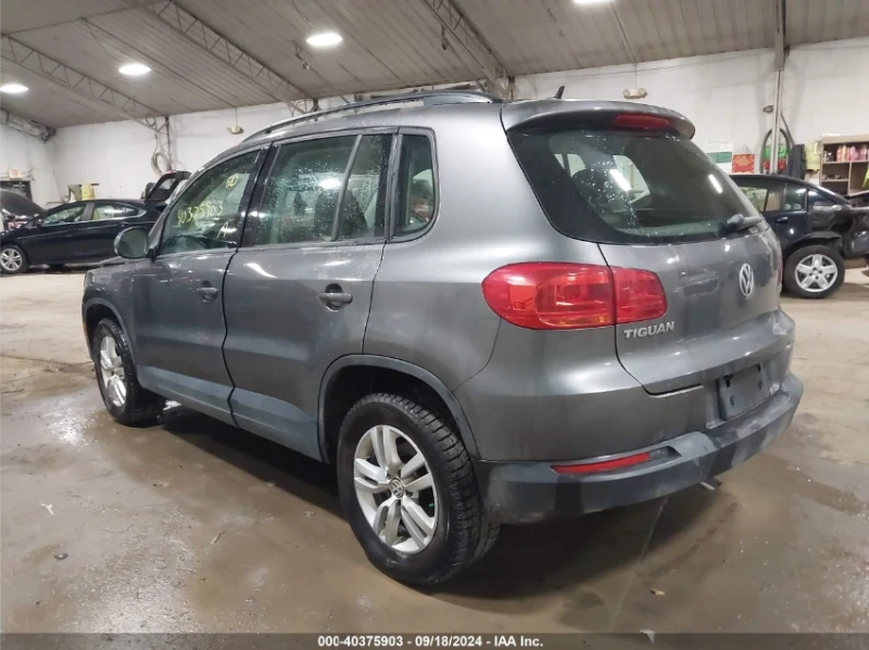 VW Tiguan, снимка 2 - Автомобили и джипове - 47714523