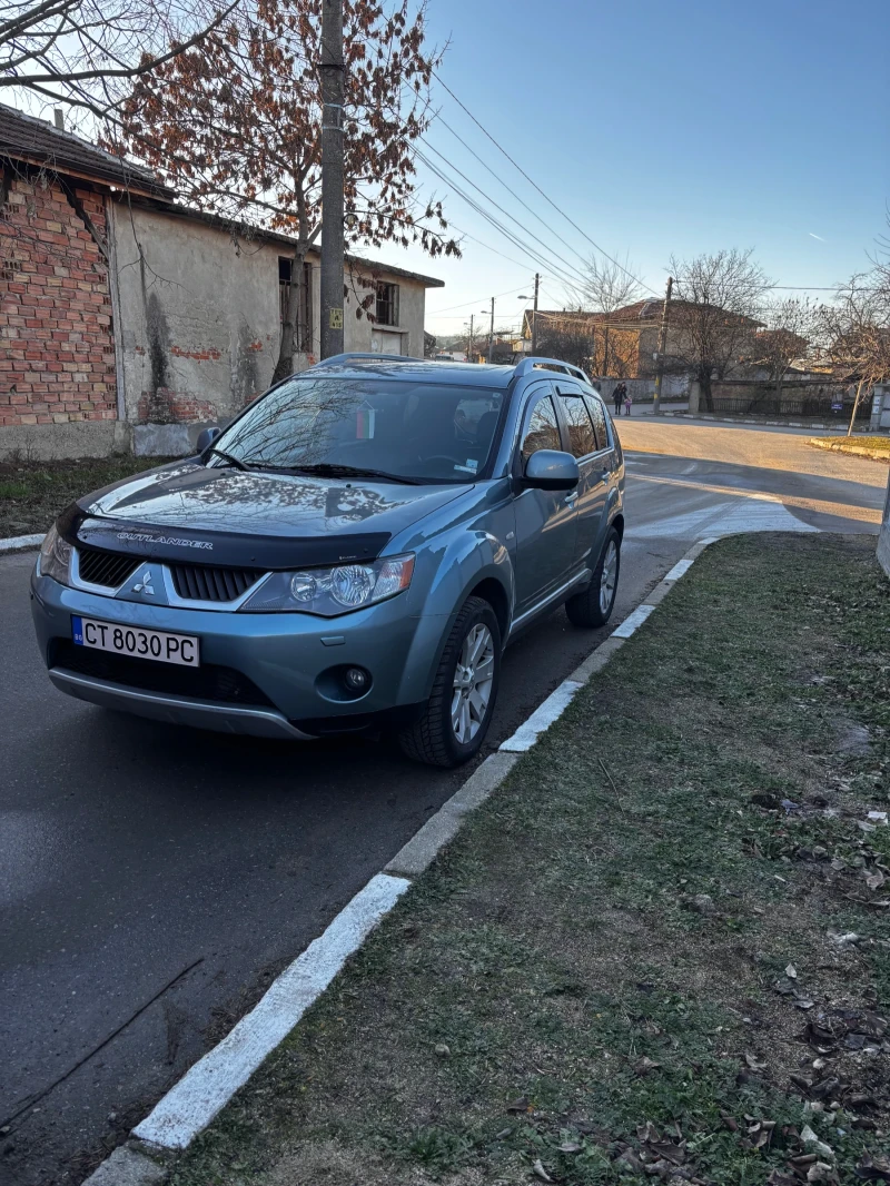 Mitsubishi Outlander, снимка 1 - Автомобили и джипове - 48510542