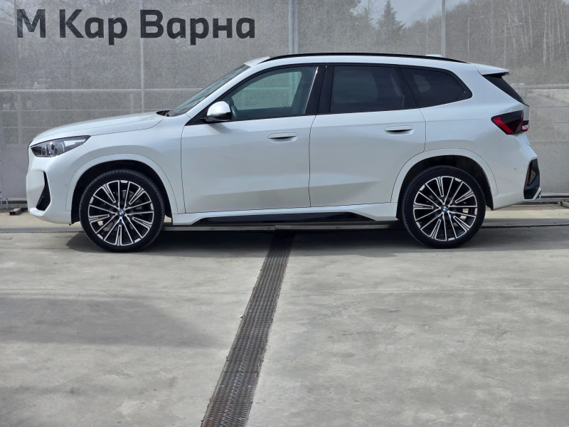 BMW X1 xDrive28i, снимка 3 - Автомобили и джипове - 49636528