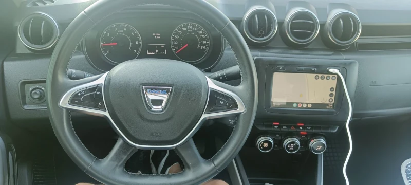 Dacia Duster 47000км., снимка 9 - Автомобили и джипове - 51385762