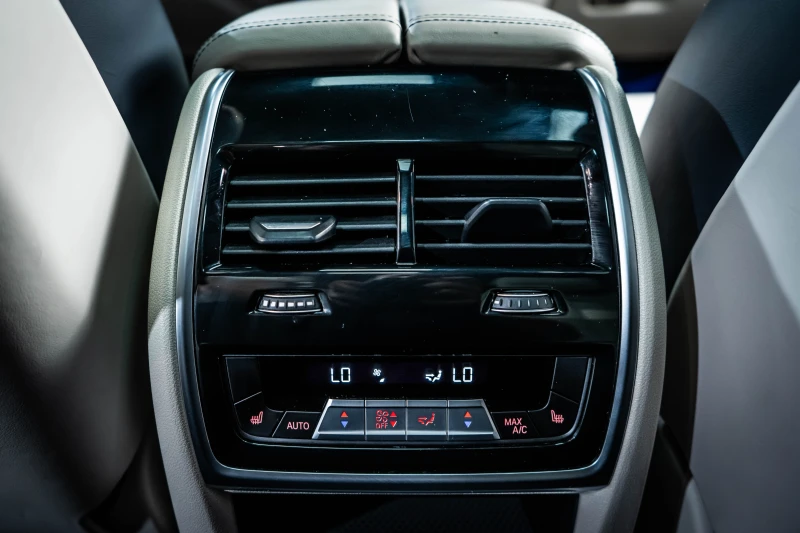 BMW X7 M50d Xdrive* Msport* Pano* Individual* H/K, снимка 14 - Автомобили и джипове - 53164512