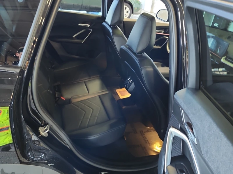 BMW X1 * XDRIVE28I* * Автокредит* Пълна сервизна история*, снимка 12 - Автомобили и джипове - 53496838