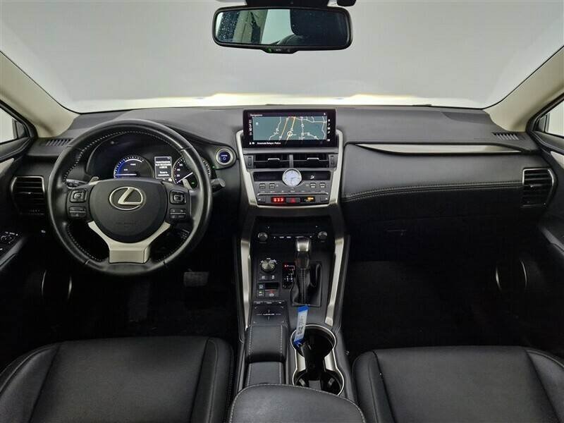 Lexus NX 300h 2.5i AWD HYBRID Facelift топ състояние, снимка 8 - Автомобили и джипове - 46318260