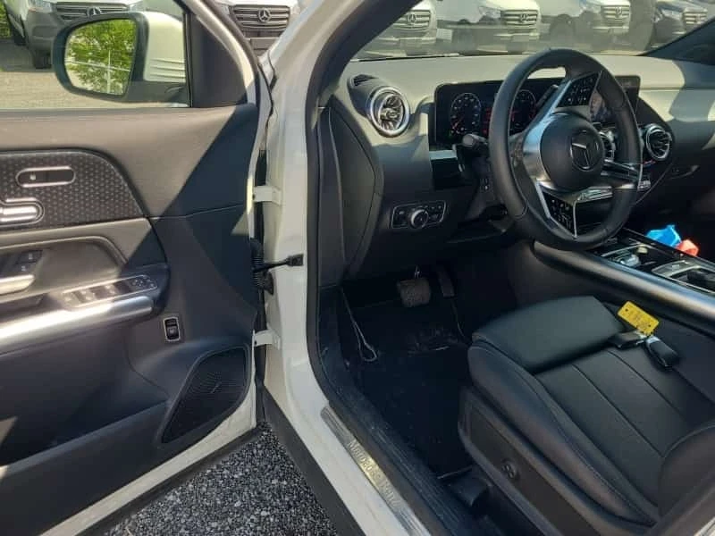 Mercedes-Benz GLA 250 4MATIC * ПАНОРАМА * CARFAX * , снимка 7 - Автомобили и джипове - 55752639