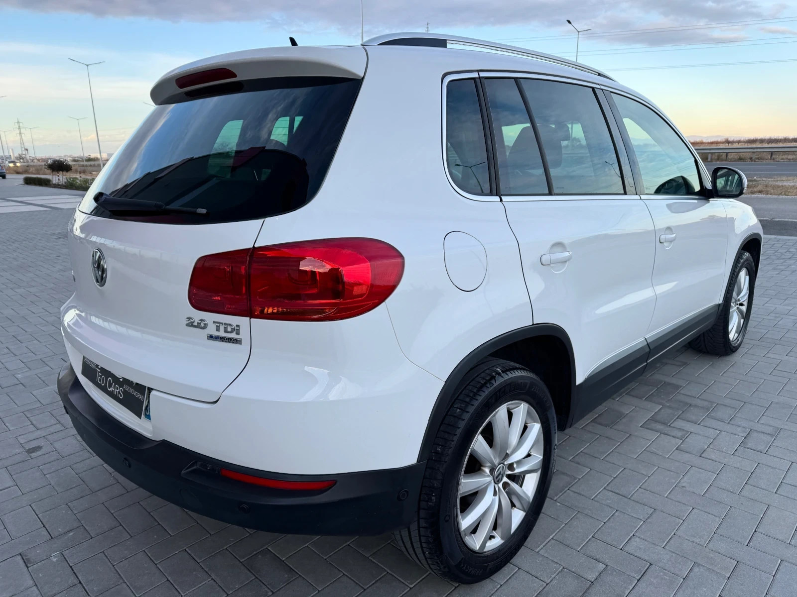 VW Tiguan 2.0 TDI 140к.с HIGHLINE / FACELIFT / NAVI  - изображение 7