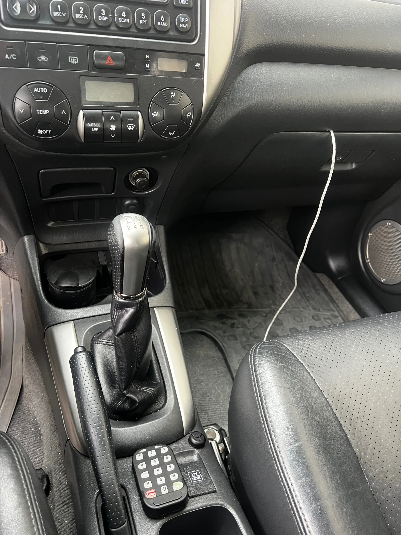Toyota Rav4  - изображение 5