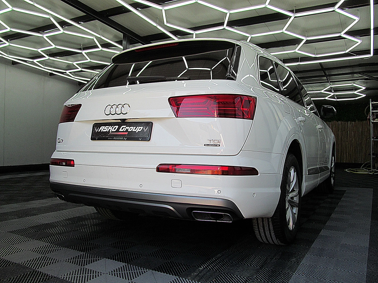 Audi Q7 PANORAMA/360-K/KylessGo/СОБСТВЕН ЛИЗИНГ - изображение 6