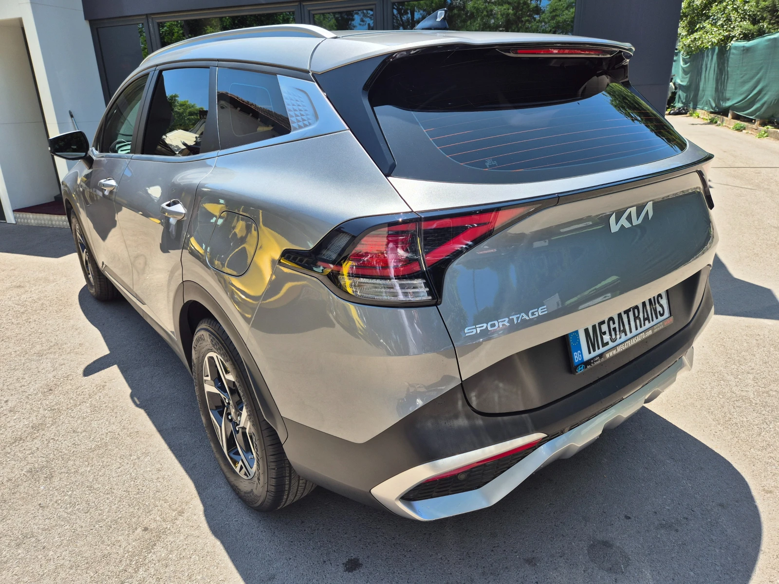 Kia Sportage NQ5 2.0 cm3 4x2 - изображение 4