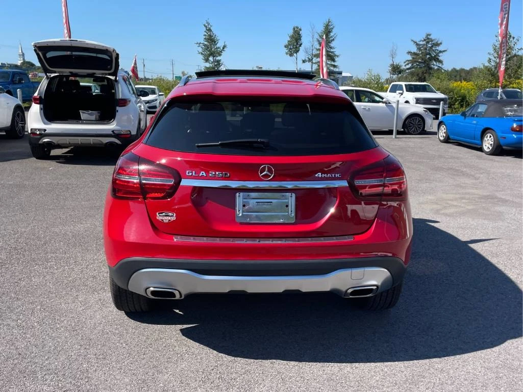 Mercedes-Benz GLA 250 CARFAX* ОПЦИЯ ЗА ФИНАНСИРАНЕ*  - изображение 5