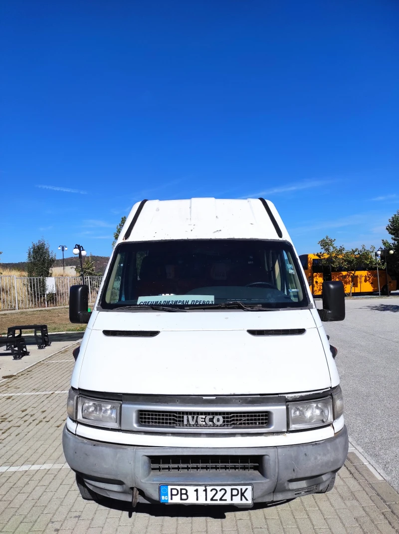 Iveco Daily, снимка 1 - Бусове и автобуси - 47355934