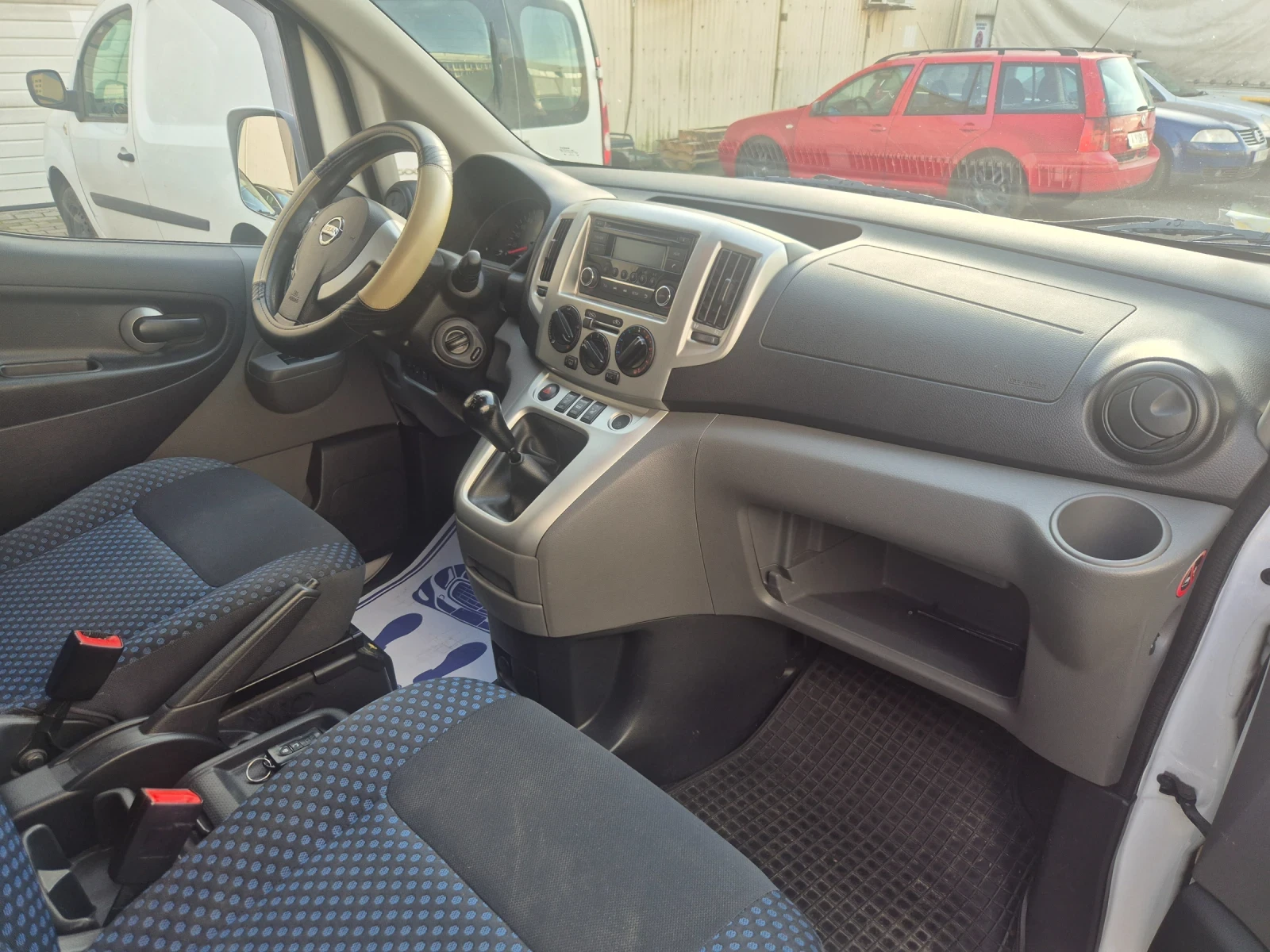 Nissan NV200 1.6i*    *    *  | Mobile.bg   13