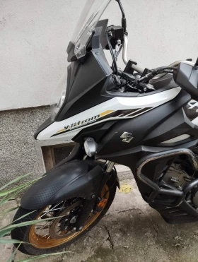     Suzuki V-strom XT