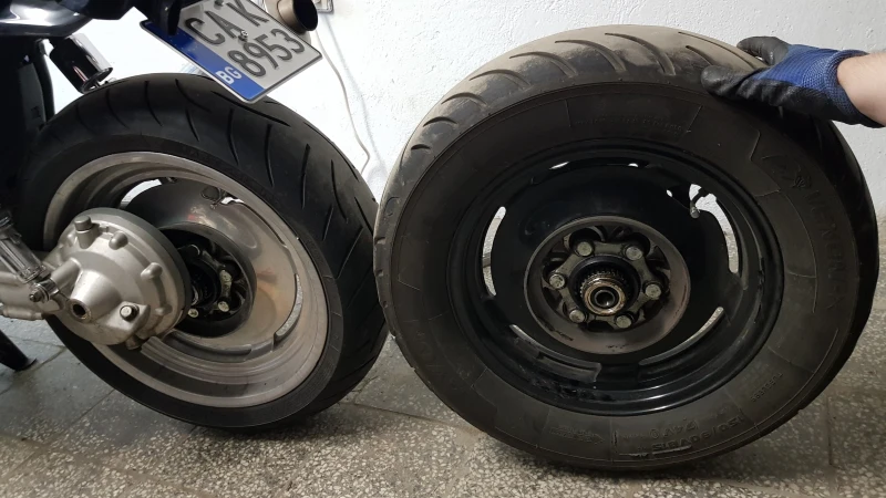 Yamaha V-Max 1200, снимка 7 - Мотоциклети и мототехника - 50407622