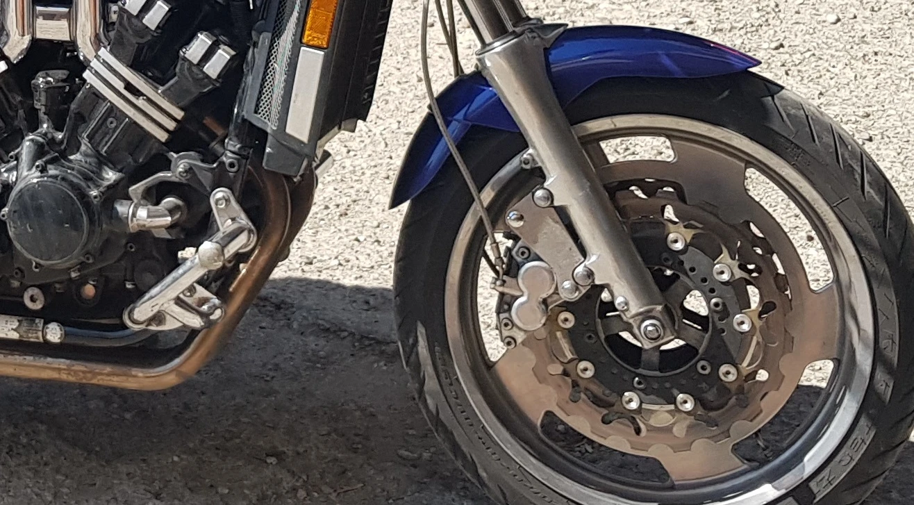 Yamaha V-Max 1200 - изображение 5