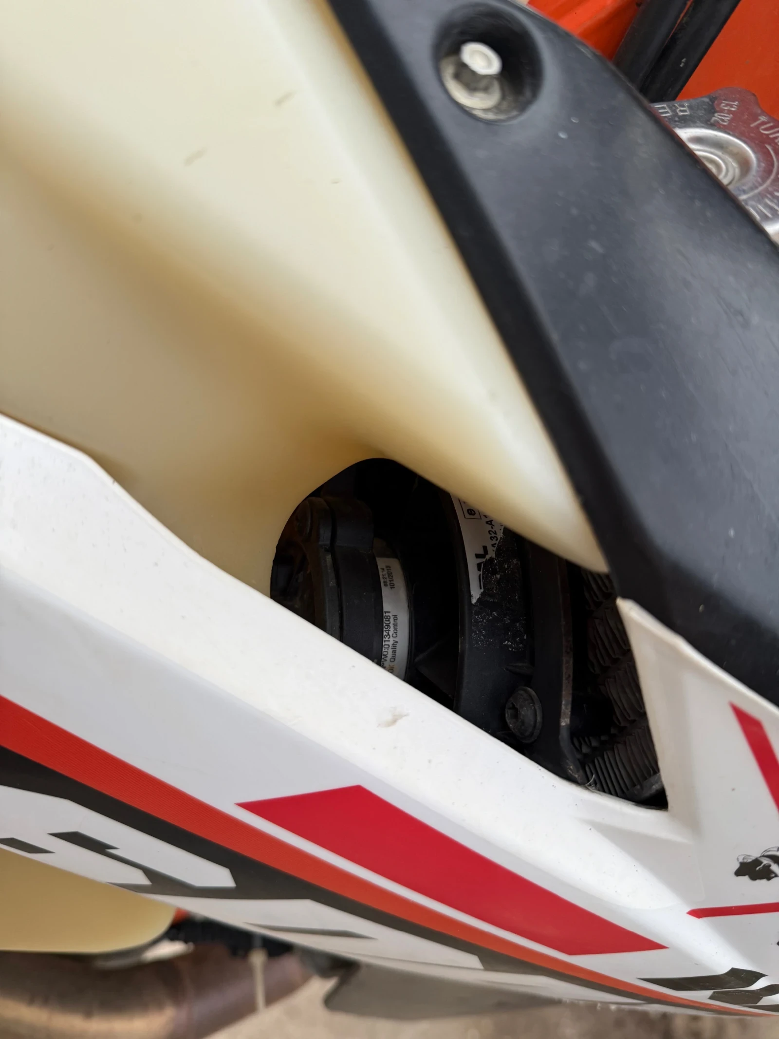 Ktm EXC 350 Six Days - изображение 8