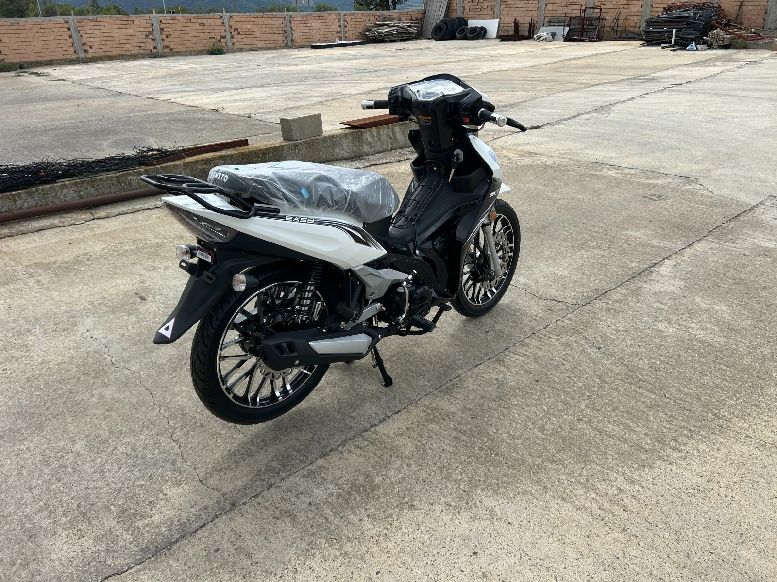 Lifan Elite EASY 49 куб., снимка 4 - Мотоциклети и мототехника - 55109954