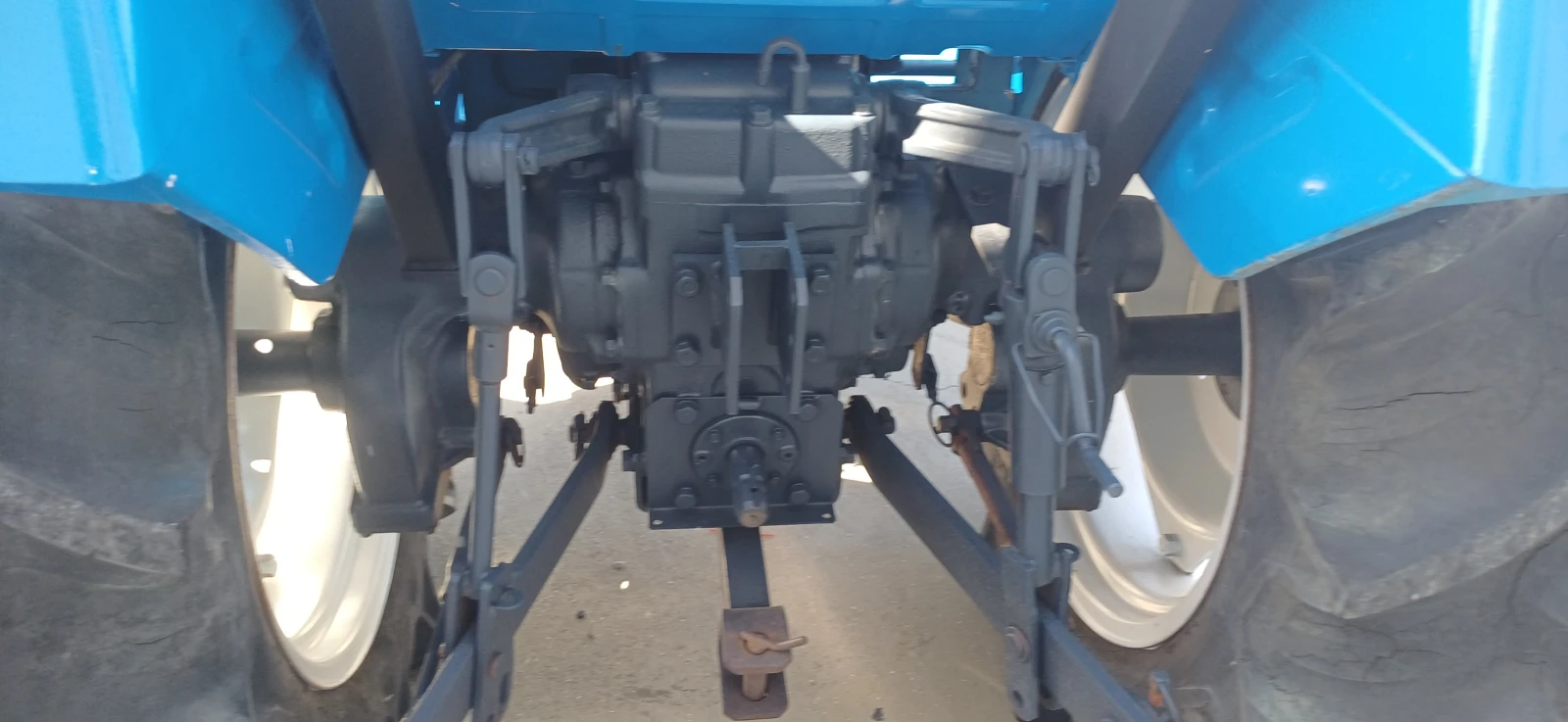 Трактор ISEKI МТ2501, снимка 6 - Селскостопанска техника - 55239158