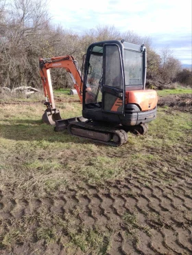 Багер Hitachi Zx25, снимка 6