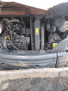 Багер Hitachi Zx25, снимка 8