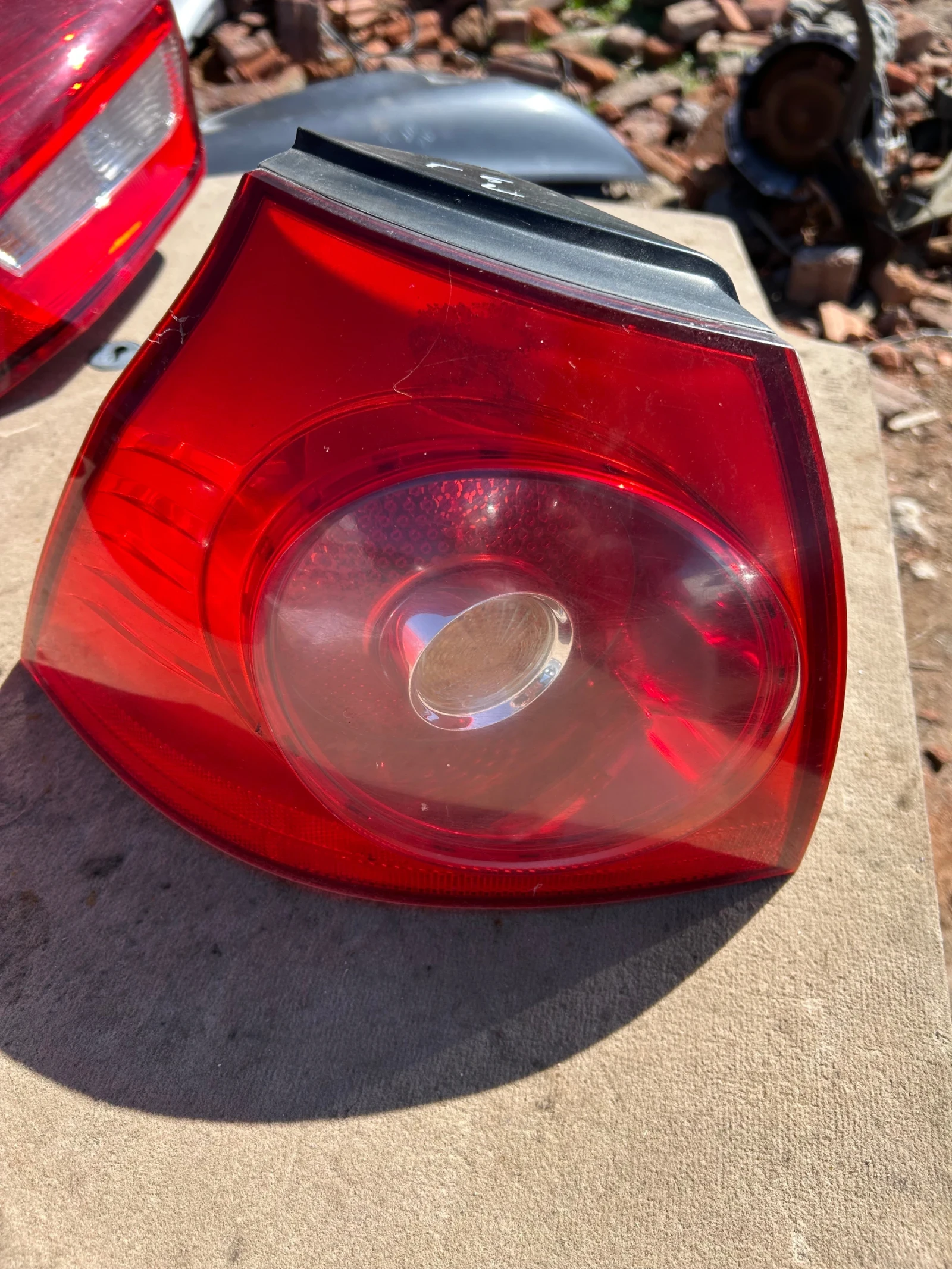 Ляв стоп Volkswagen Golf 5 