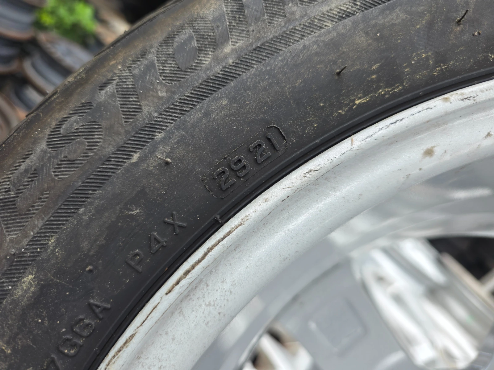 Гуми Зимни 225/55R16, снимка 9 - Гуми и джанти - 55478042