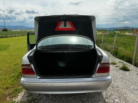 Mercedes-Benz E 320 4 Matic, снимка 5