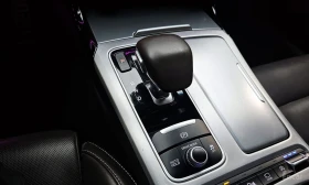Kia Stinger 3.3 GT TURBO* КОЖА* ПОДГРЕВ* ОБДУХВАНЕ* HUD, снимка 9