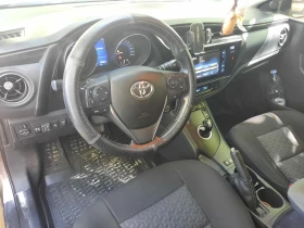 Toyota Auris 1.8, снимка 8