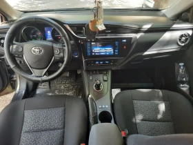 Toyota Auris 1.8, снимка 7