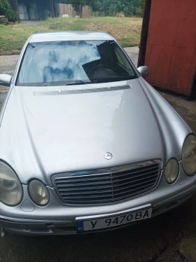 Mercedes-Benz E 320, снимка 1