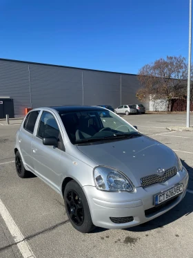 Toyota Yaris 1.0, снимка 1