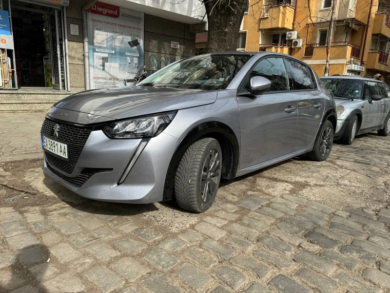 Peugeot 208 Allure pack + , снимка 3 - Автомобили и джипове - 47203725