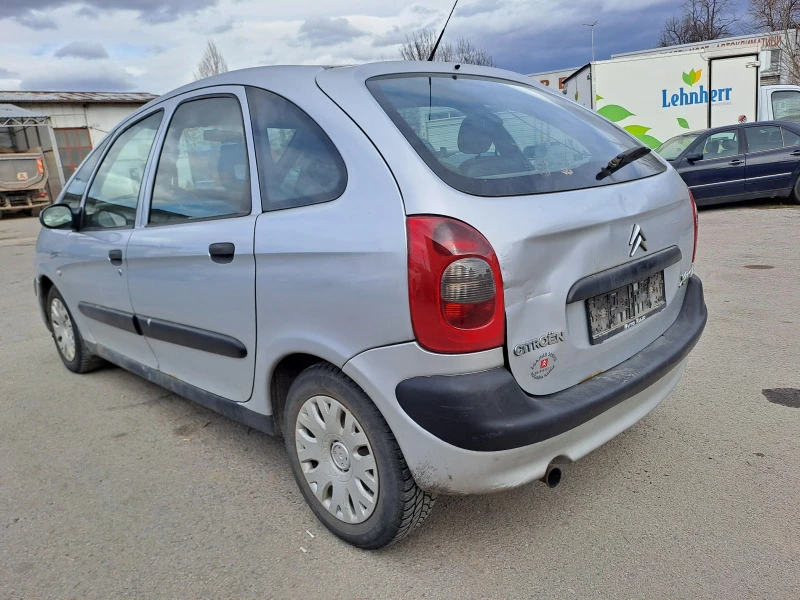 Citroen Xsara picasso 2.0 дизел, снимка 4 - Автомобили и джипове - 45032074