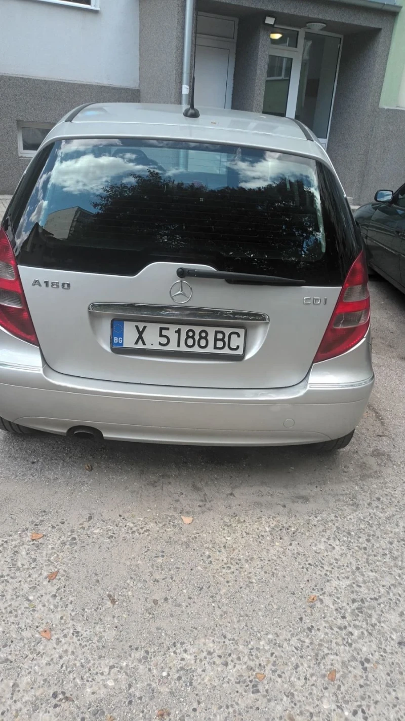 Mercedes-Benz A 180, снимка 3 - Автомобили и джипове - 47357403