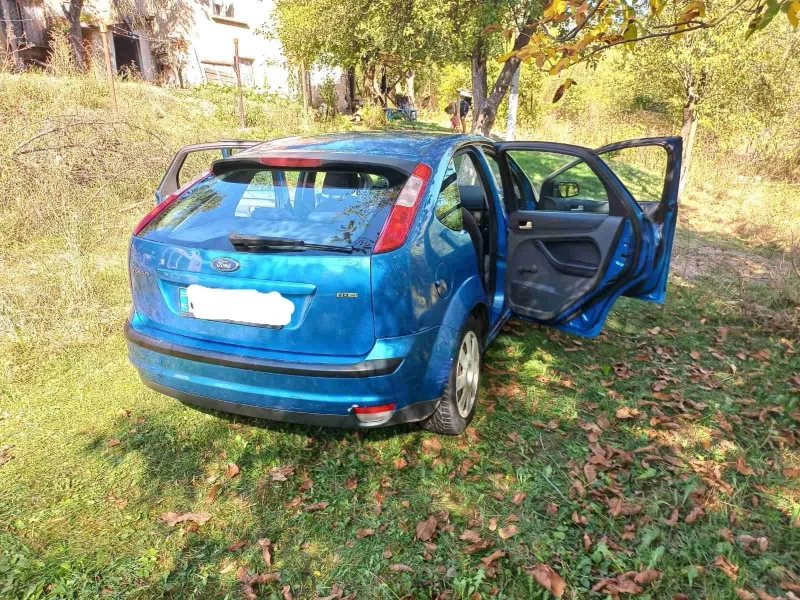 Ford Focus, снимка 2 - Автомобили и джипове - 47394573