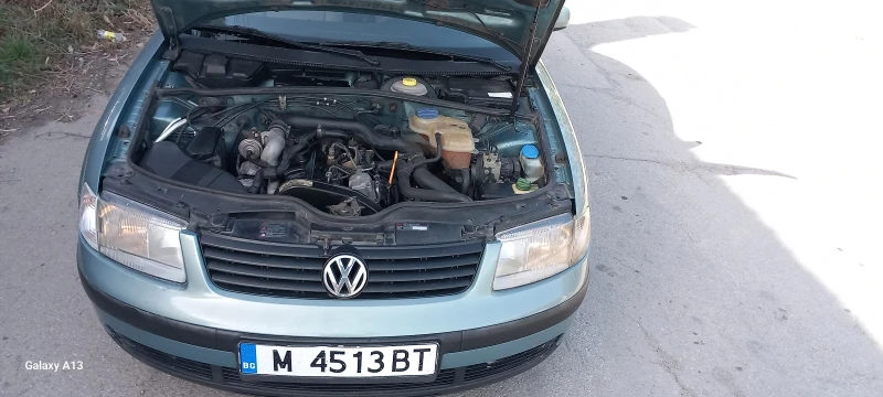 VW Passat 1, 9 TDI 90 k.c., снимка 12 - Автомобили и джипове - 47744916