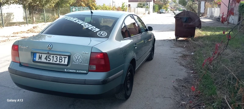 VW Passat 1, 9 TDI 90 k.c., снимка 5 - Автомобили и джипове - 47744916