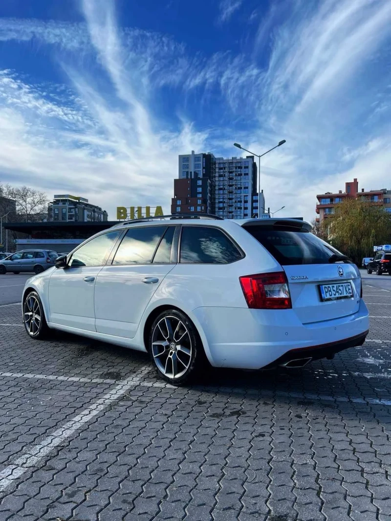 Skoda Octavia VRS 2.0 TDI, снимка 5 - Автомобили и джипове - 48280498