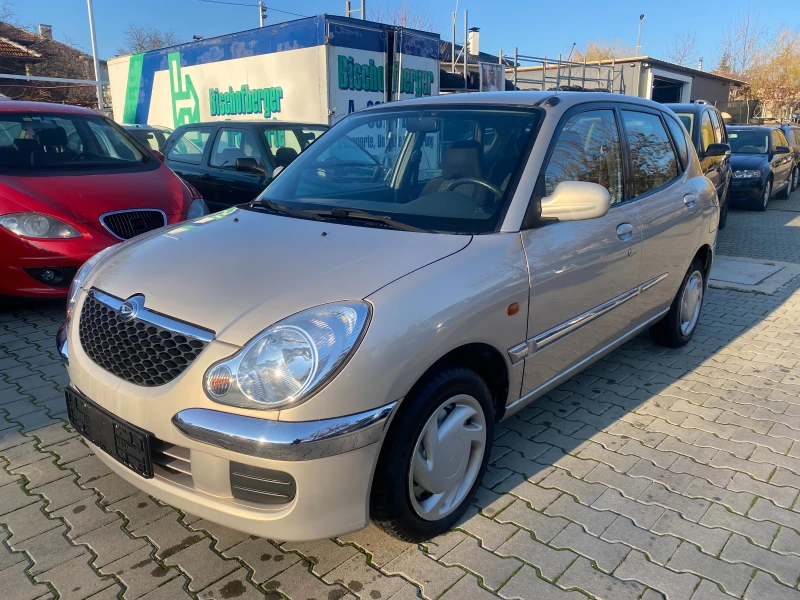 Daihatsu Sirion 1.0 58к.с, снимка 1 - Автомобили и джипове - 48336504