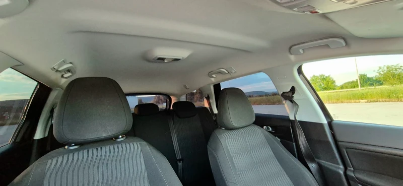 Peugeot 308 1, 6 HDI , снимка 11 - Автомобили и джипове - 52588260