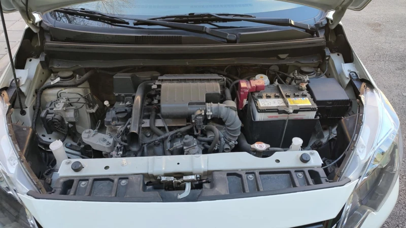 Mitsubishi Space star, снимка 5 - Автомобили и джипове - 52825348