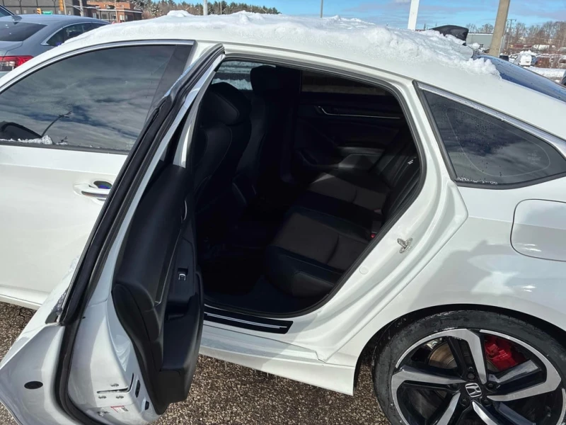 Honda Accord * Sport * CARFAX * БЕЗ ПЪРВОНАЧАЛНА ВНОСКА, снимка 14 - Автомобили и джипове - 52772761