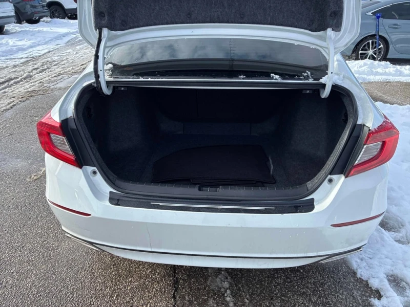 Honda Accord * Sport * CARFAX * БЕЗ ПЪРВОНАЧАЛНА ВНОСКА, снимка 15 - Автомобили и джипове - 52772761